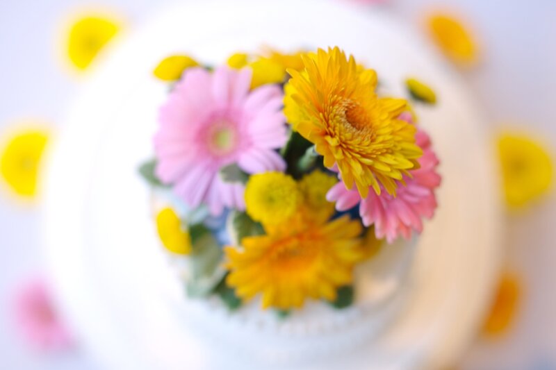 Flower Bouquet on Cake