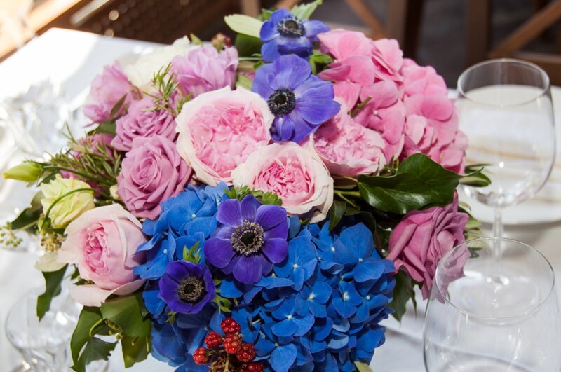 Flower Bouquet on Table — Blue