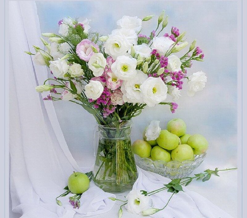 Flower Bouquet with Apples — White, Serene