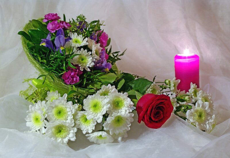 Flower Bouquet with Candle — White