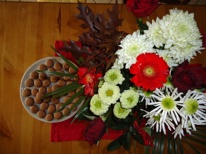 Flower Bouquet with Chocolates