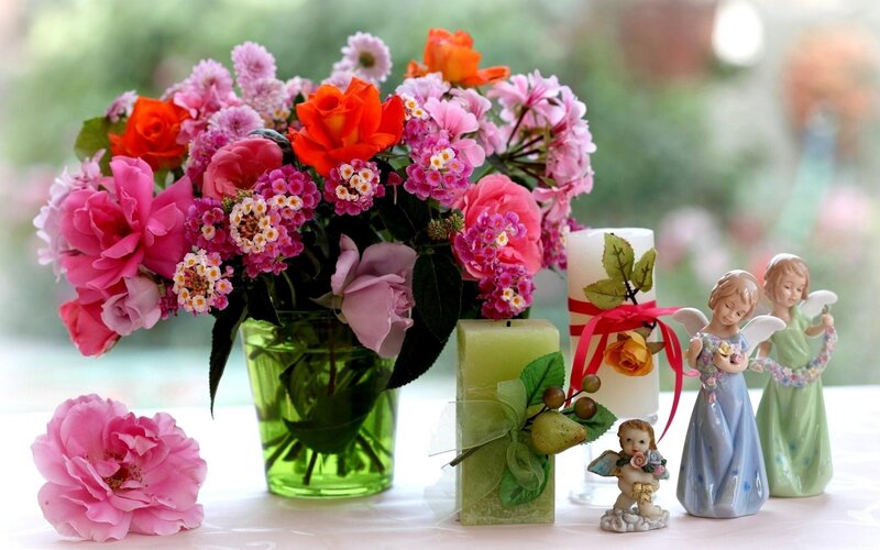 Flower Bouquet with Figurines