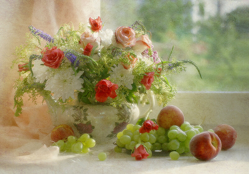 Flower Bouquet with Fruit — White