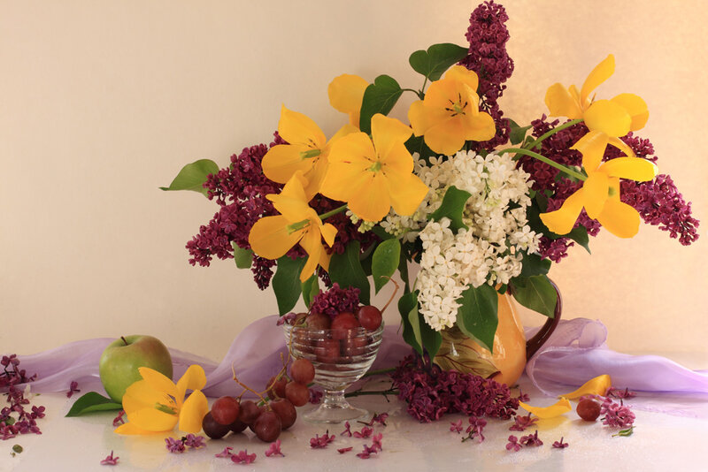 Flower Bouquet with Fruit — Yellow