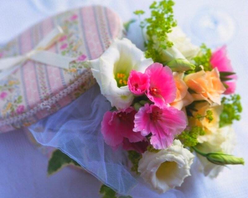 Flower Bouquet with Gift Box
