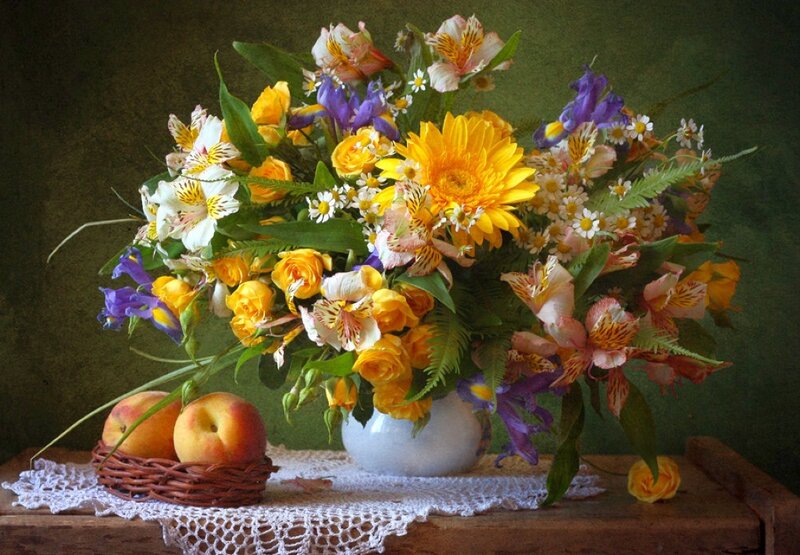 Flower Bouquet with Peaches