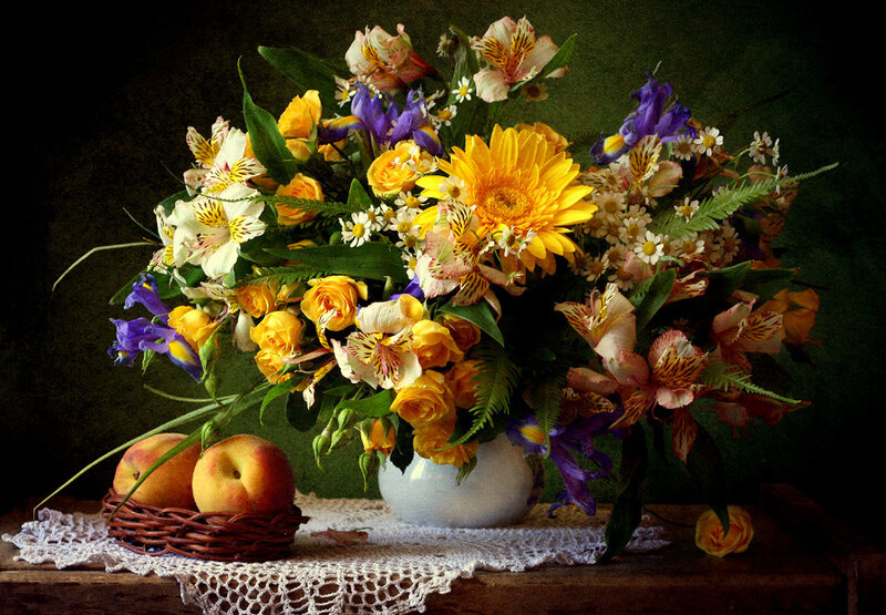 Flower Bouquet with Peaches — Yellow