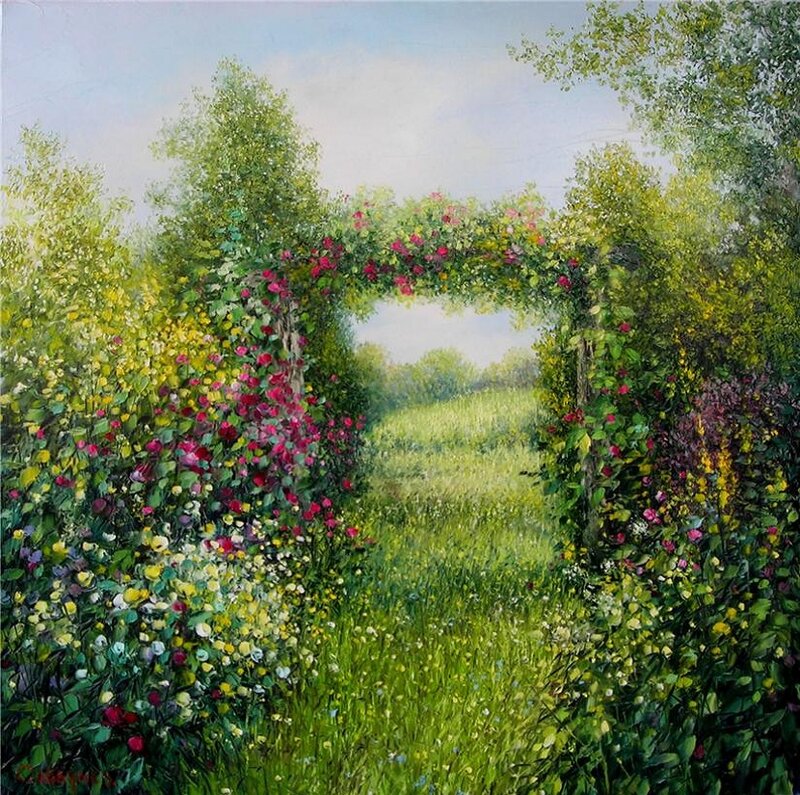 Flower-covered Garden Arch — Green