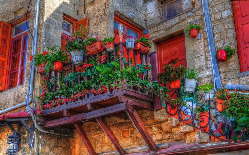 Flower-filled Balcony — Red
