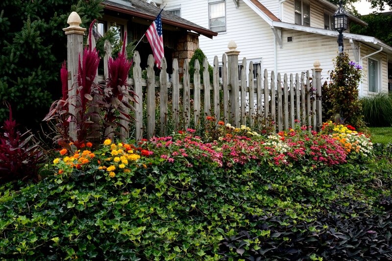 Flower Garden with Fence — Green