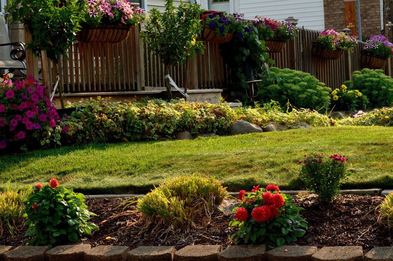 Flower Garden with Hanging Baskets — Green