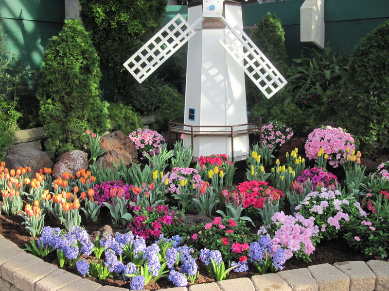 Flower Garden with Windmill — Pink