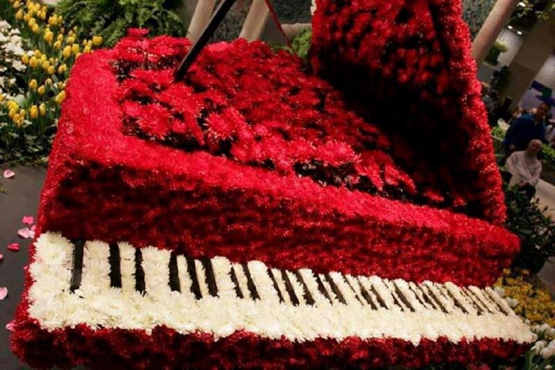 Flower Piano Sculpture