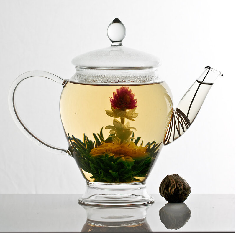 Flower Tea in Glass Teapot — White