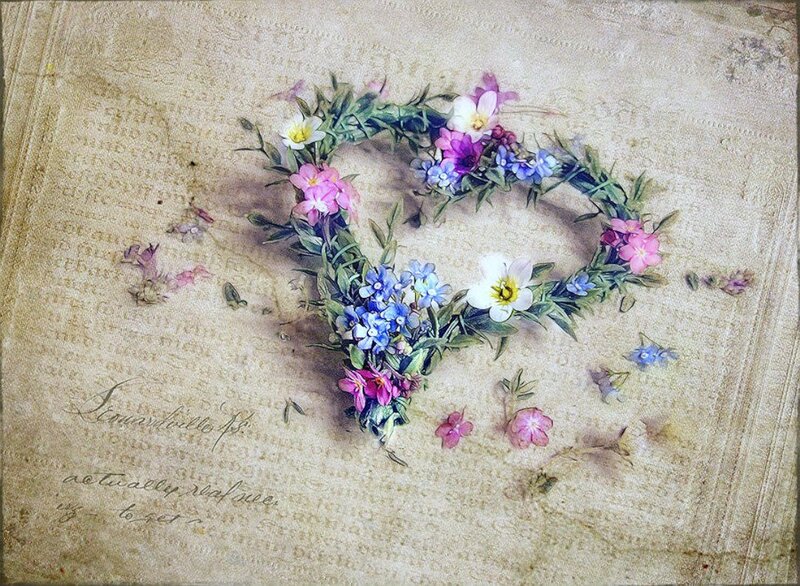 Flower Wreath Heart