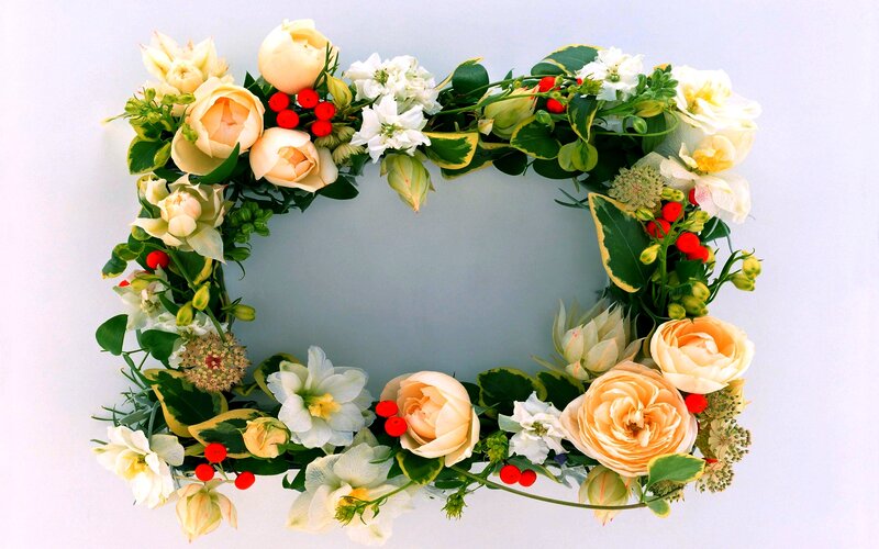 Flower Wreath with Berries