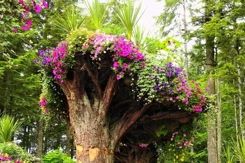 Flowering Tree Sculpture