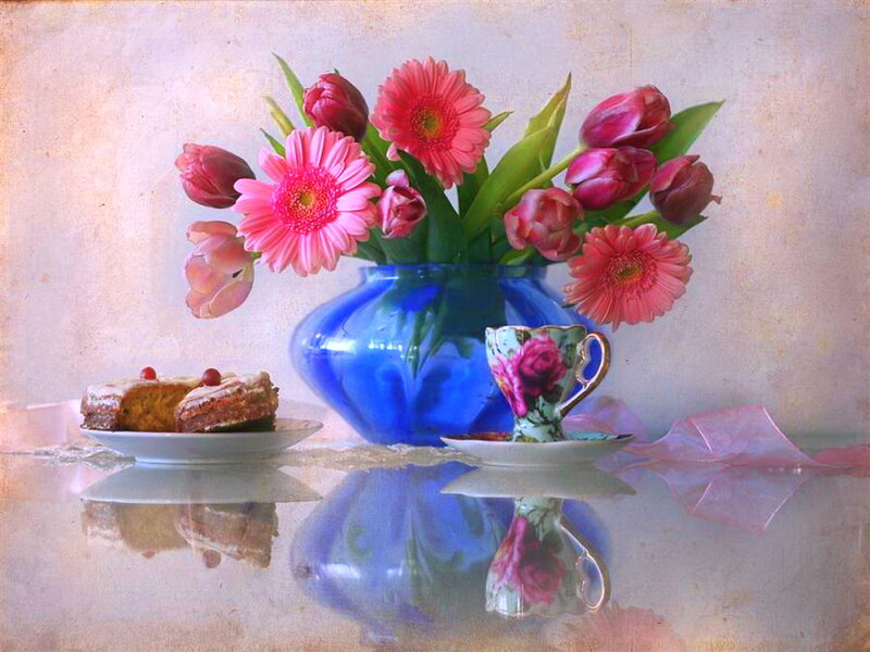 Flowers and Cake on Table — Blue