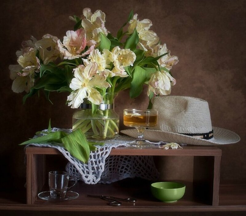 Flowers and Hat on Table — Brown