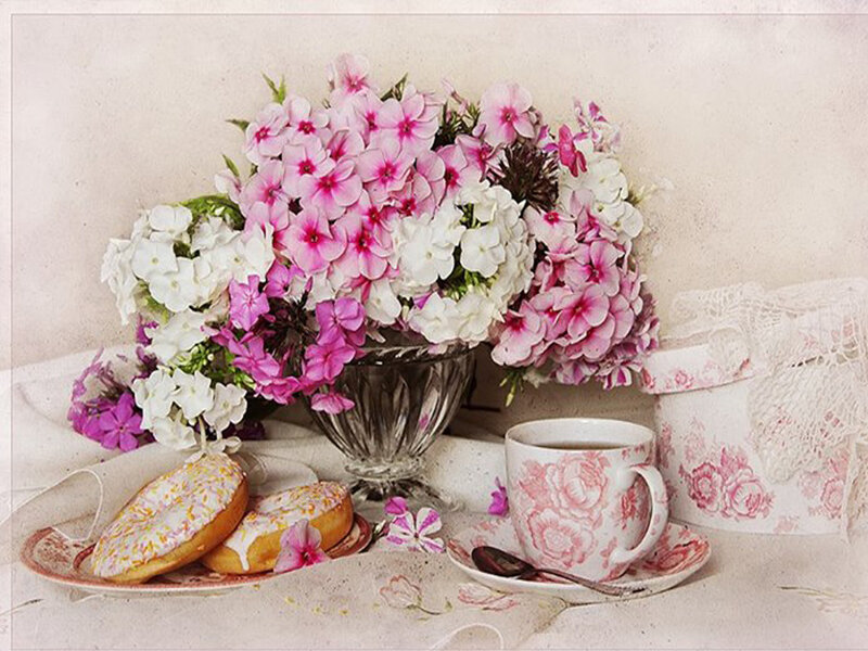 Flowers and Pastries — Pink