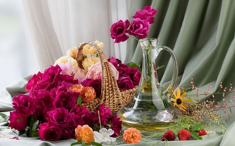 Flowers in a Basket — Pink