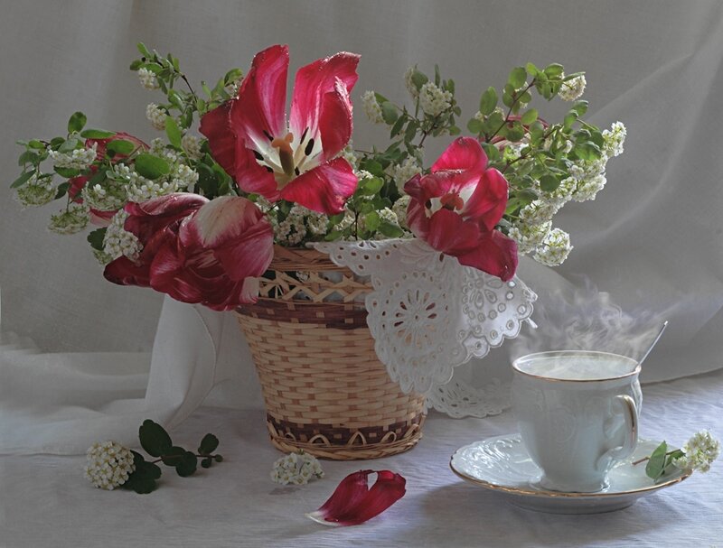 Flowers in a Basket — White
