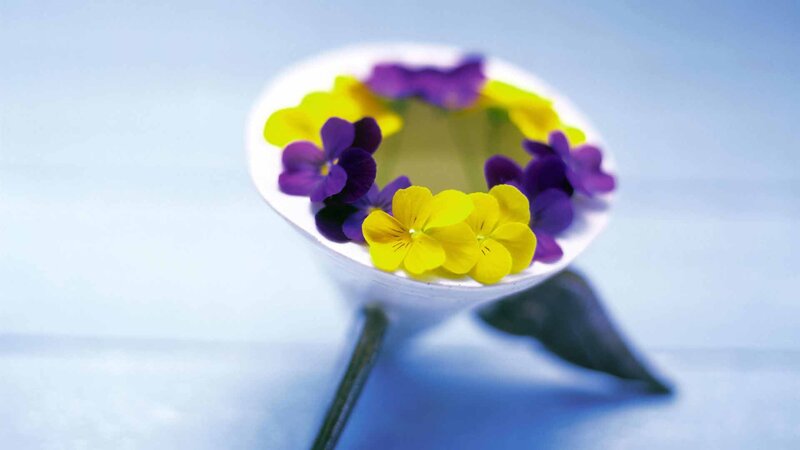 Flowers in a Bowl — Yellow