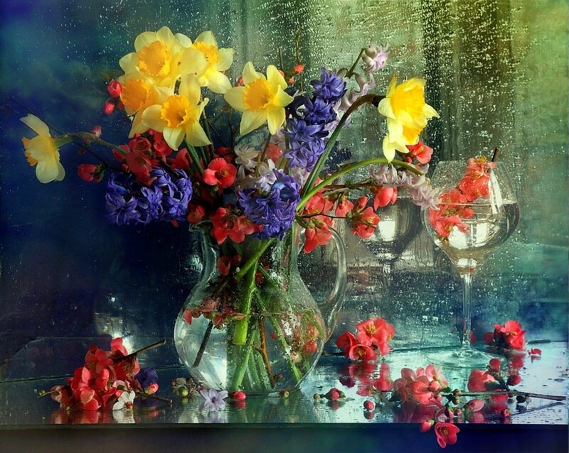 Flowers in a Vase — Yellow, Calm