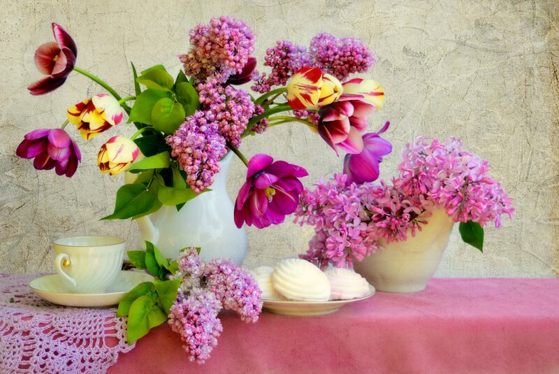 Flowers in Vases — Pink