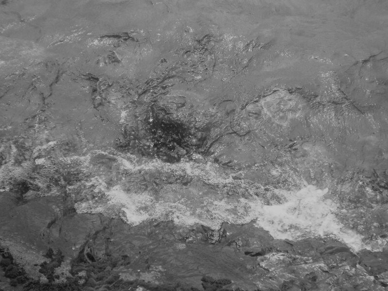 Flowing Water Surface — Black