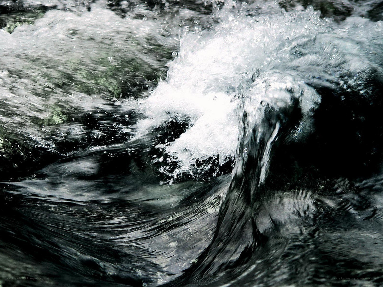 flowing water wave