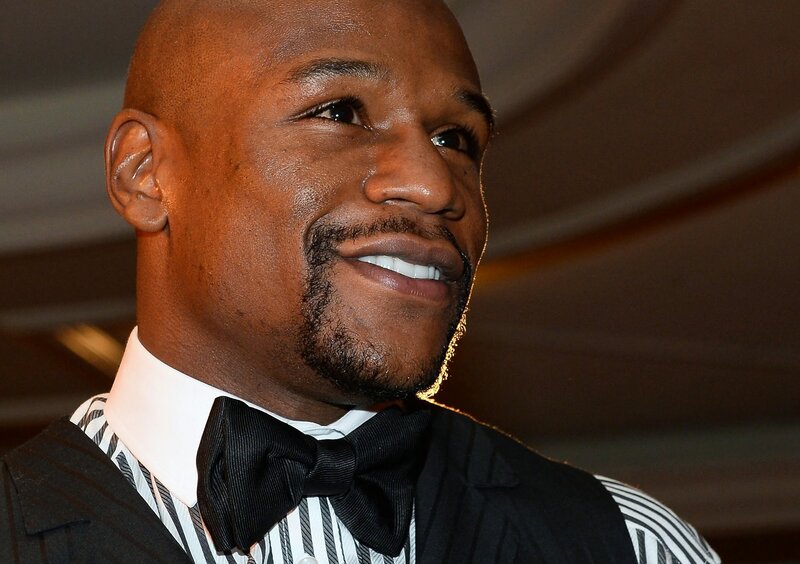 Floyd Mayweather smiling