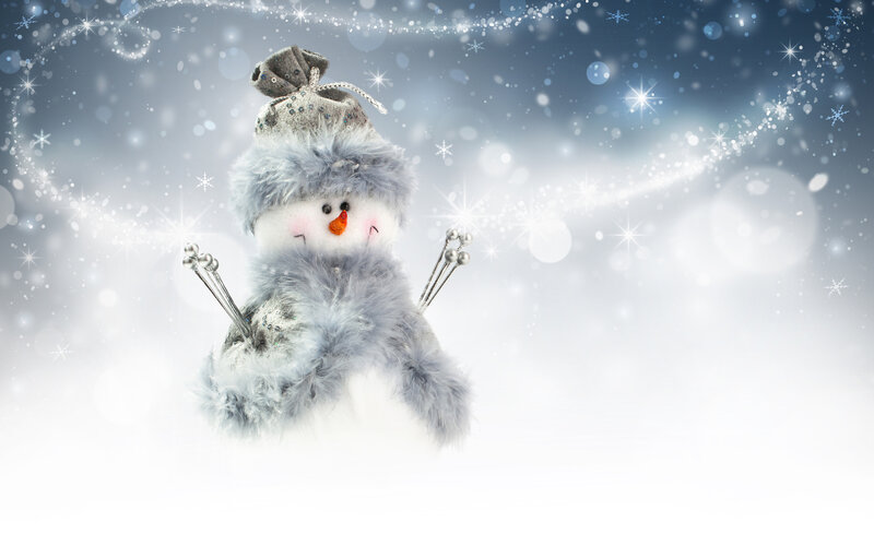 Fluffy Snowman Figure — White