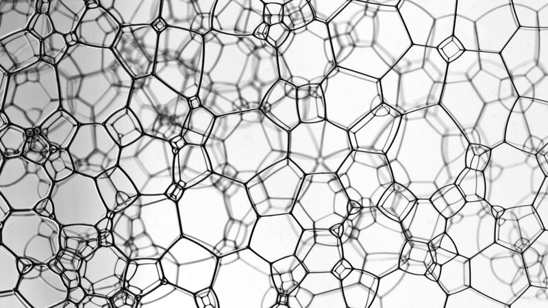 Foam Bubbles in Pattern — Black