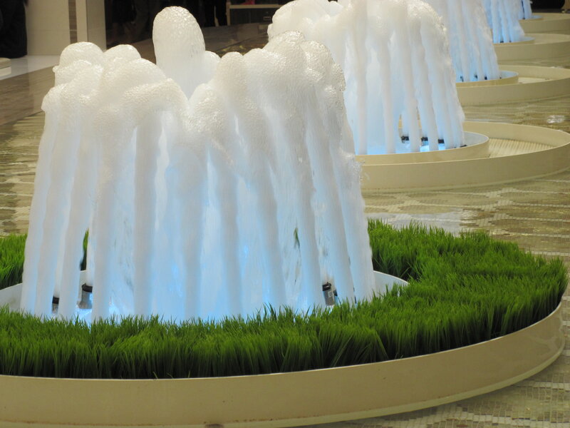 Foaming Water Fountain