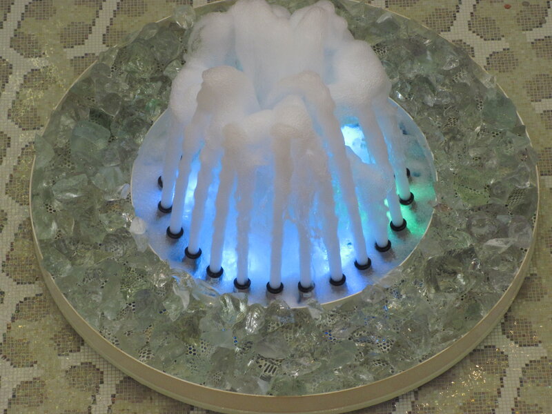 Foaming Water Fountain — White