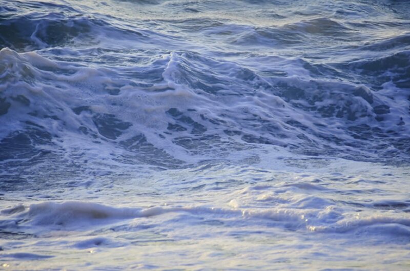 Foamy Ocean Waves — Blue, Dynamic