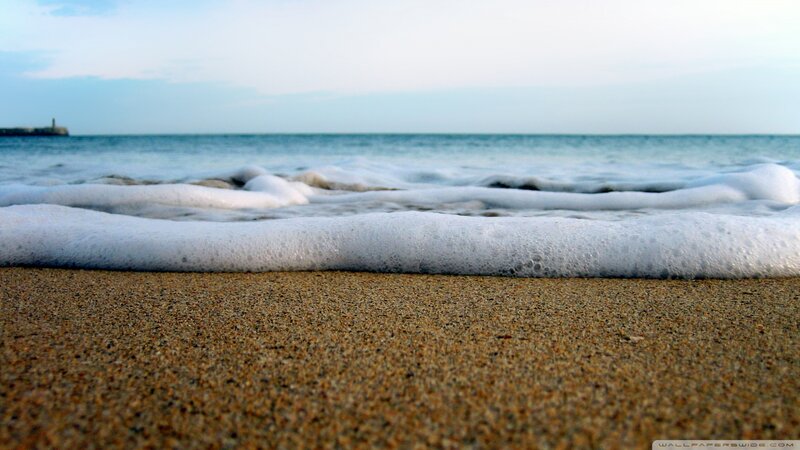 Foamy Waves on Sand — Blue