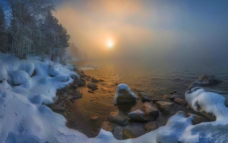 Foggy Lake at Sunrise — Blue, Serene, Winter