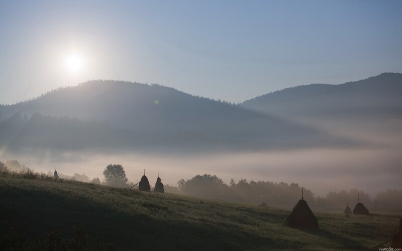 Foggy morning in the mountains