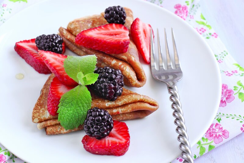 Folded Pancakes with Berries