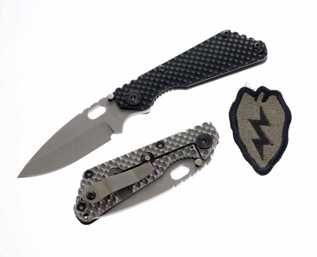 folding knives with military patch