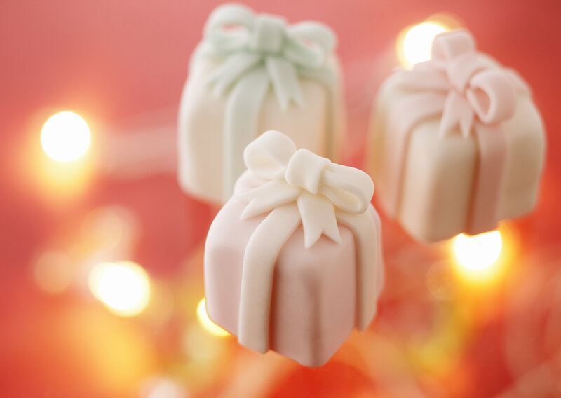 Fondant Gift Boxes