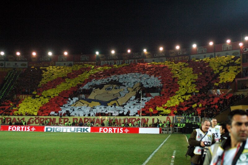 Football fans create tifo display