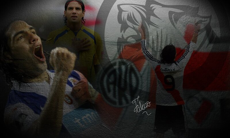 Football Player Celebrating — Black