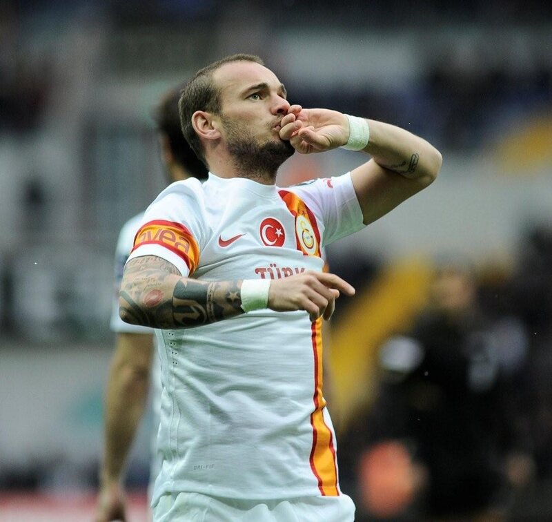 football player celebrating goal
