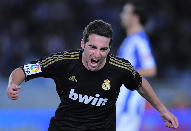 football player celebrating goal