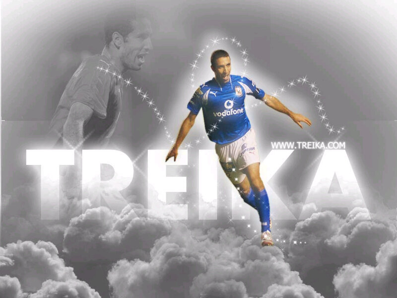 Football Player in Blue Jersey — Dramatic