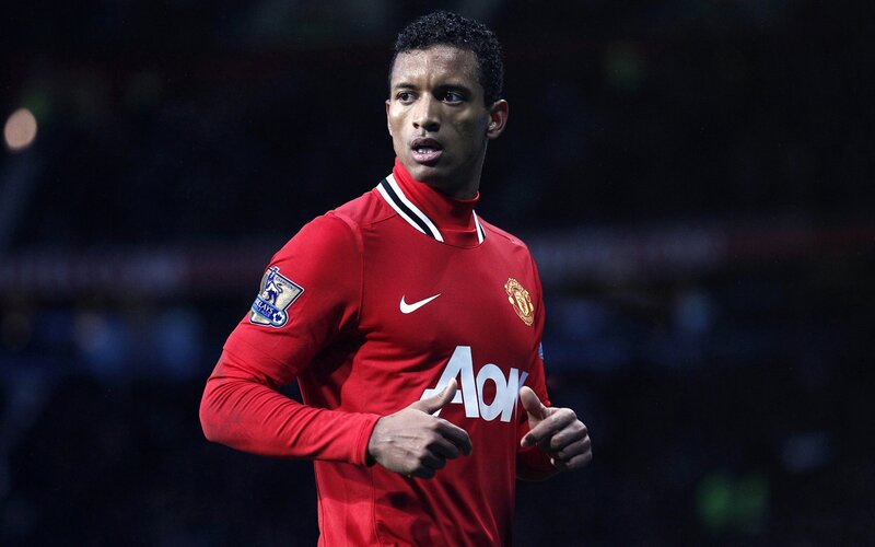 football player in red jersey
