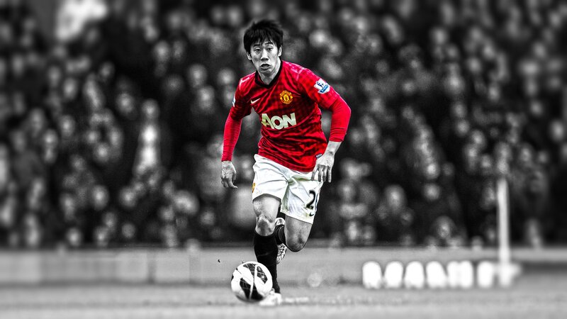 football player in red jersey